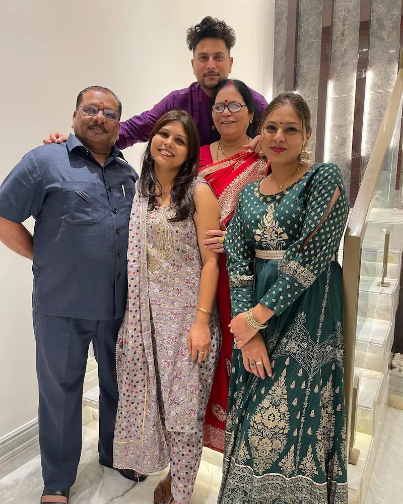 Kuldeep Yadav with his Family
