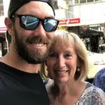 Glenn Maxwell with his Mother