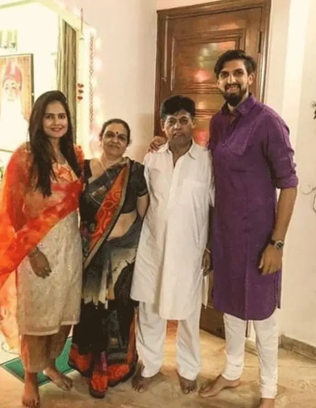 Ishant Sharma with his Family